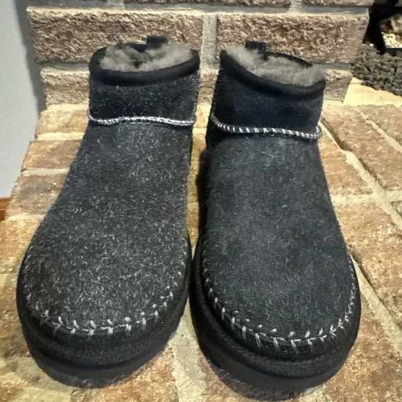 UGG Womens Classic Ultra Mini Biarritz Boot Grey/Gray size us 6 - Picture 2 of 16